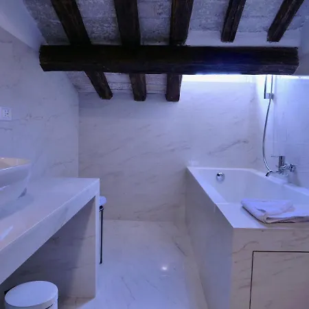 Helmirage Trevi Maison d'hôtes