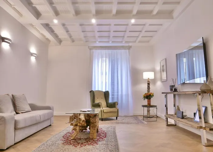 Helmirage Trevi Рим