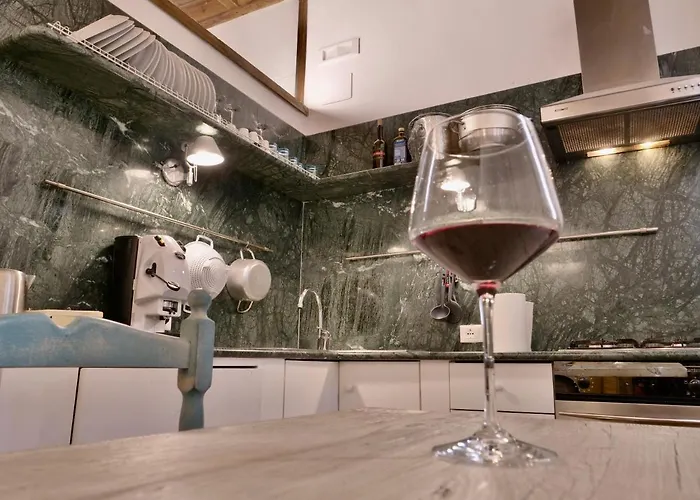 Helmirage Trevi Рим